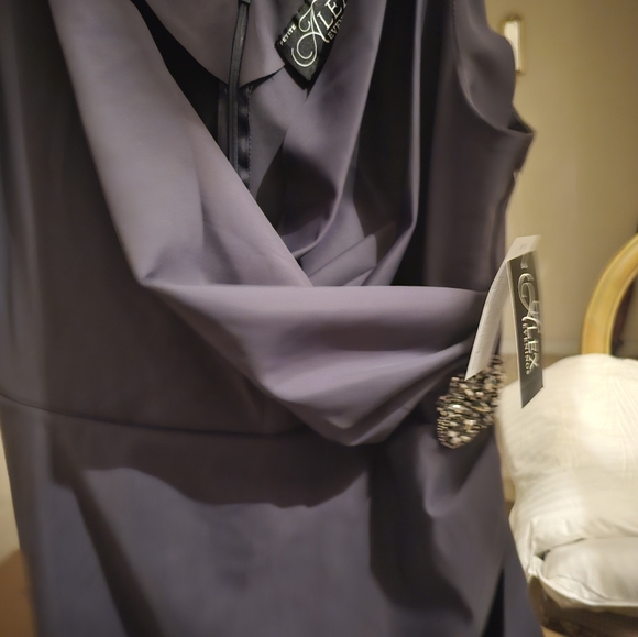 Alex evenings size 16P dress charcoal color - Picture 2 of 6